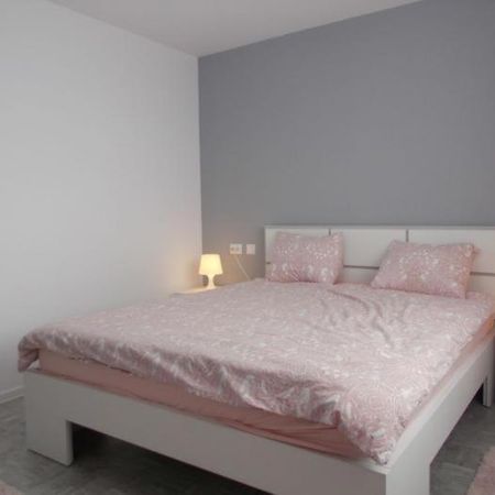 Apartament Tanya Тырговиште Экстерьер фото